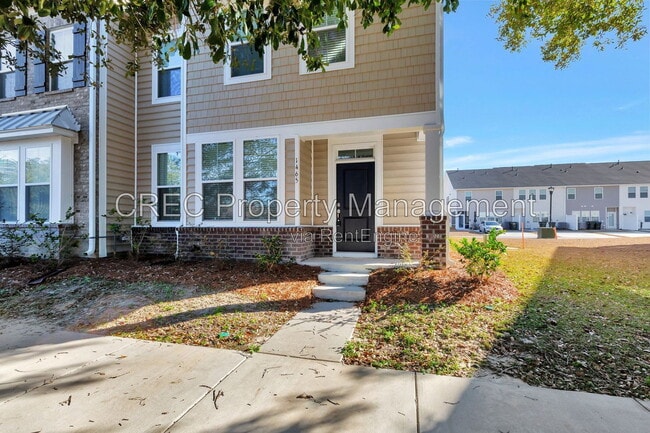 Photo - 1465 Central Ave