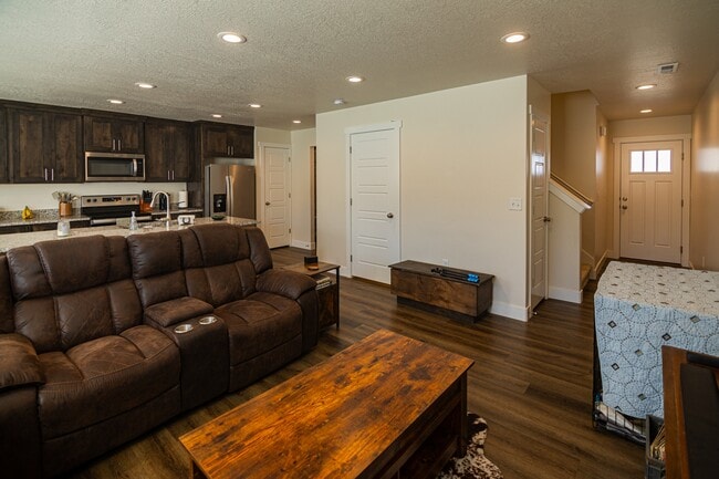 Photo - 4056 S 2800 W