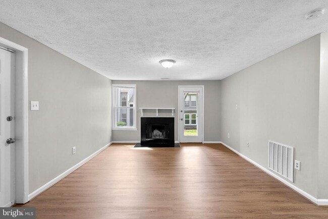 Photo - 3925 Greencastle Rd Unit 103