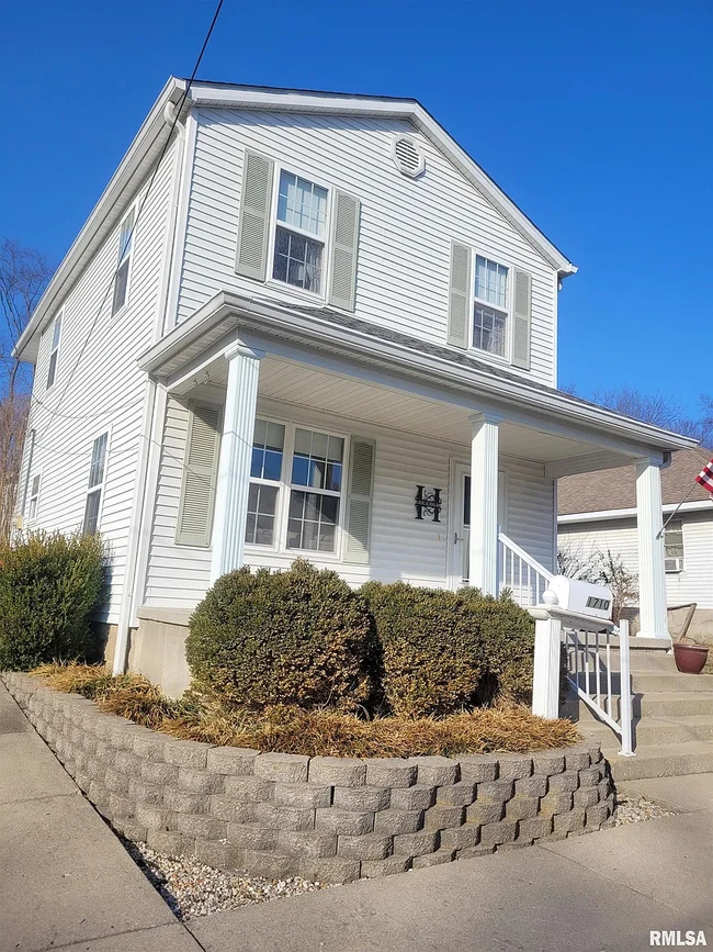 Photo - 1710 Lambert Ave House