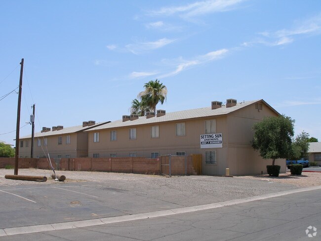 Photo - Setting Sun Apartments