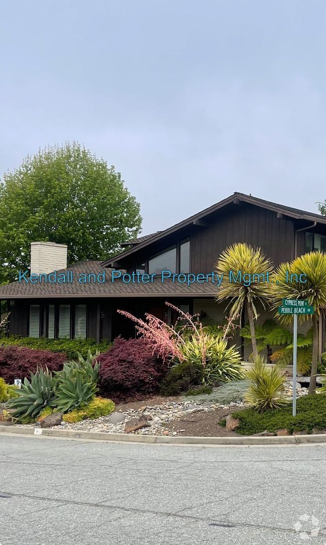Building Photo - Beautifully Remodeled 4 Bed/2 Full Bath + ... Rental
