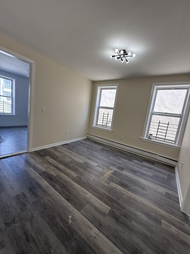Photo - 739 Saratoga Ave Unit 2nd Floor