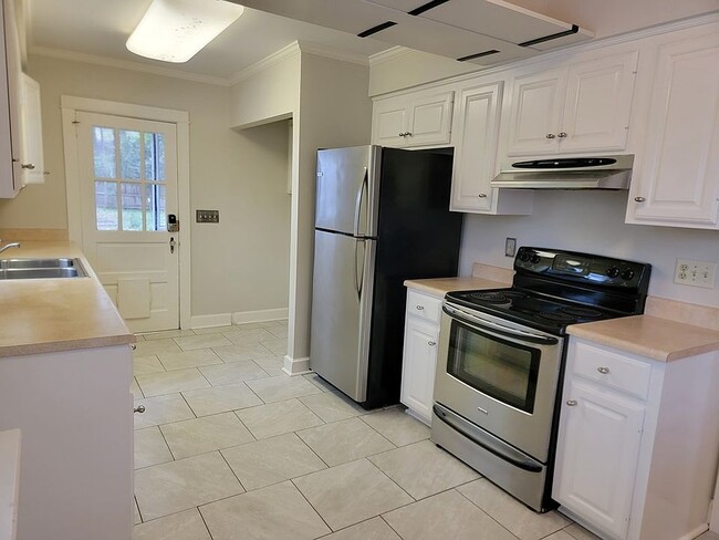 Photo - 804 Davis Ave
