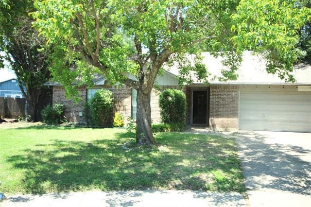 Photo - 109 Australia Ct