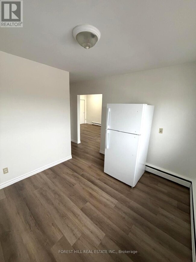 Photo - 127 Ann St Unit 3