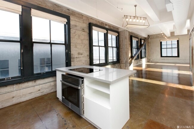 Photo - 2 Mint Plaza