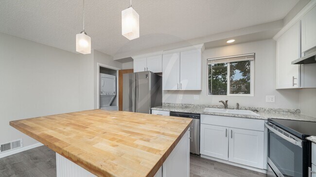 Photo - 2580 W Bijou St Unit 2580 W Bijou Street - B - Upstairs