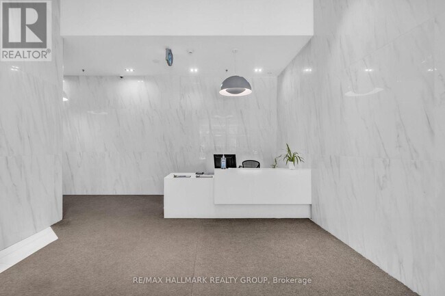Photo - 203 Catherine St Unit 601