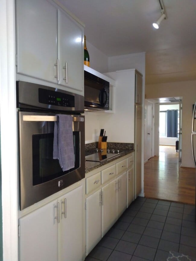 Photo - Bel Fontaine on Lake Eola