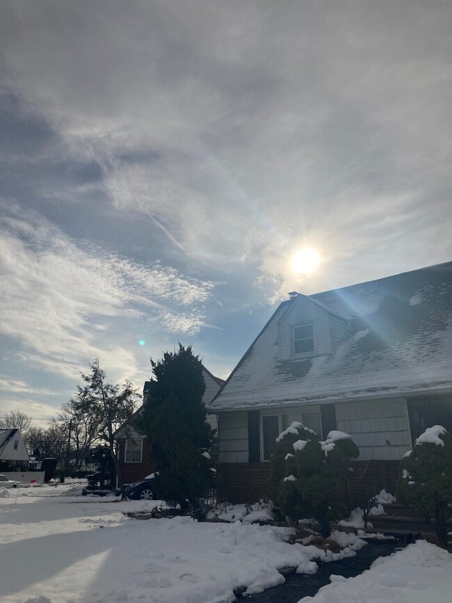 Your view, small APT, cozy warm - 764 Lenore Ln