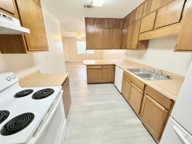 Photo - 3-Bedroom Duplex