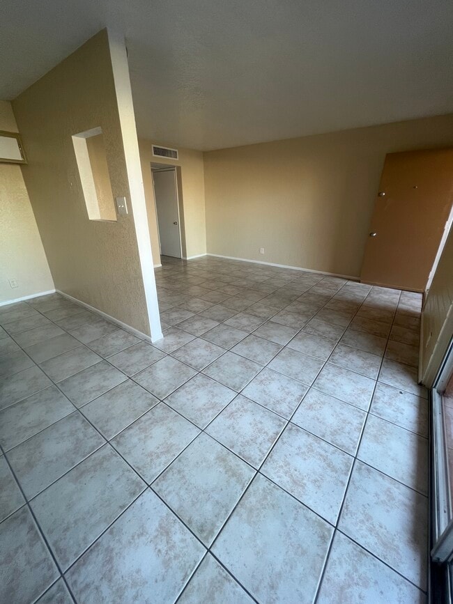 Photo - The Place of Tempe