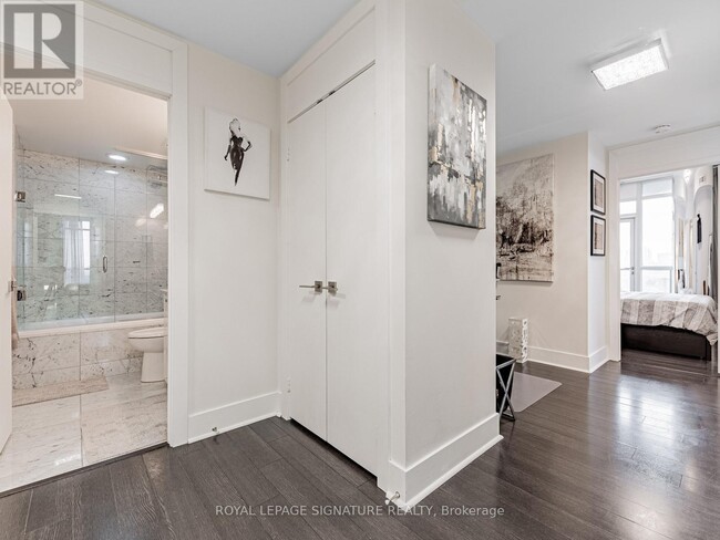 Photo - 32 Davenport Rd Unit 1303