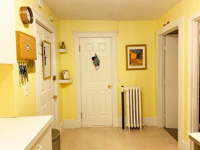 Photo - 471 Commonwealth Ave Unit 4F