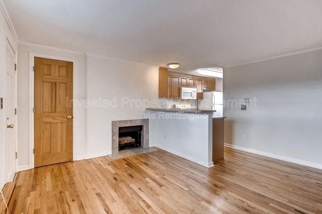 Building Photo - 336 N Grant St Unit 310