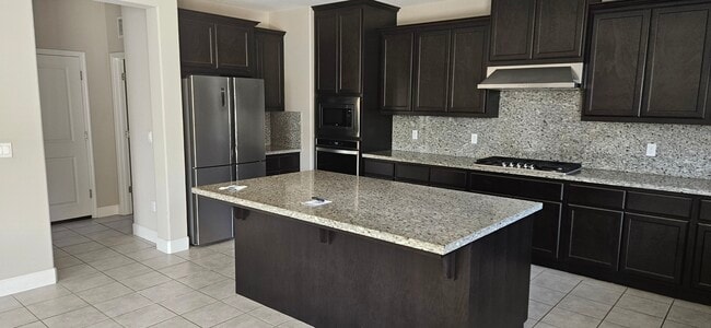 Photo - 589 Paseo Verde Dr