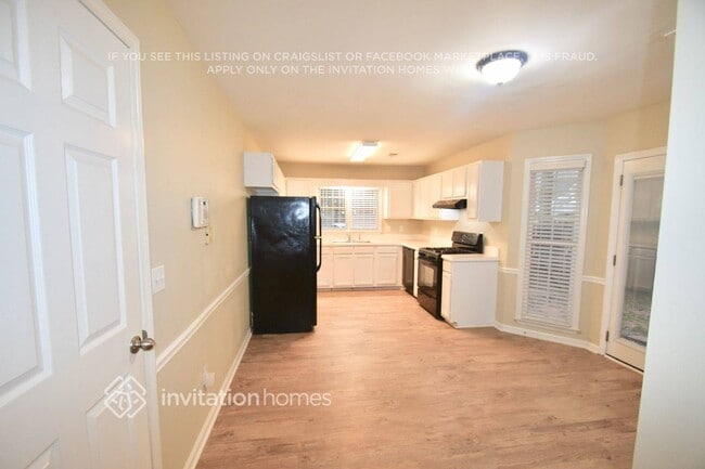 Photo - 2000 Morning Walk NW