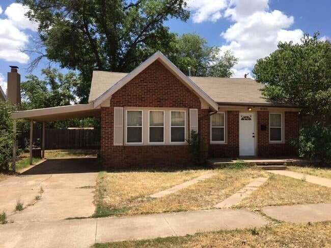 Building Photo - Close to TTU in South Overton