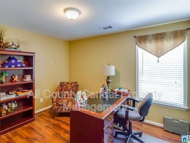 Photo - 8038 Mary Alice Way