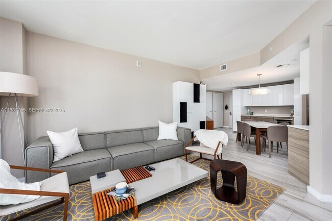 Photo - 1300 Brickell Bay Dr Unit 1702