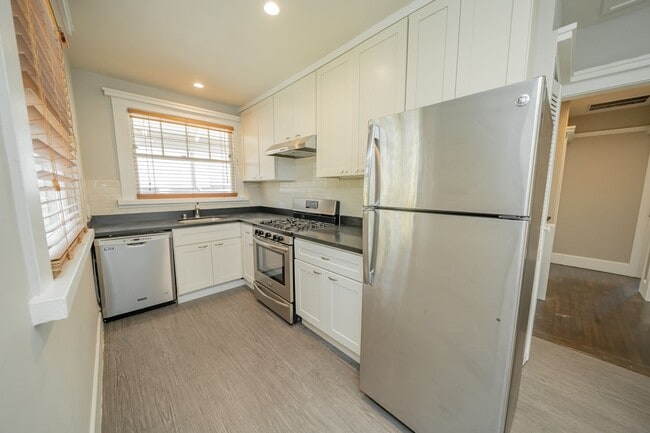 Photo - 2209 Cedar St Unit 2211