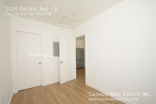 Photo - 3029 Pacific Ave Unidad B