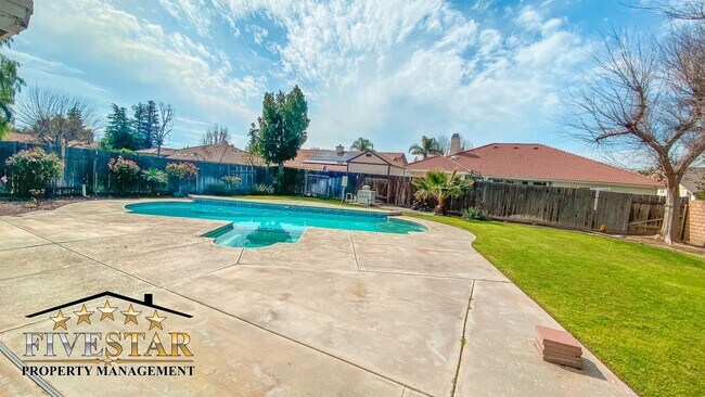 Photo - 8501 Tamworth St