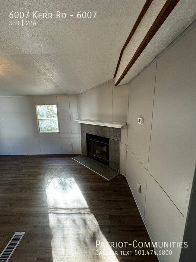 Photo - 6007 Kerr Rd