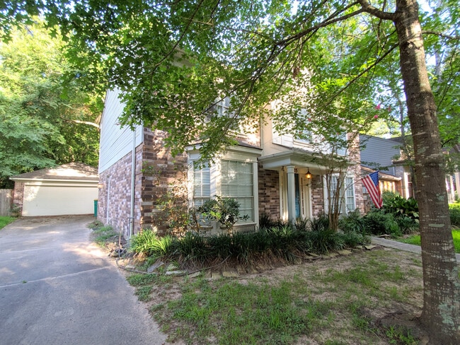 Photo - 15 Thorn Berry Pl