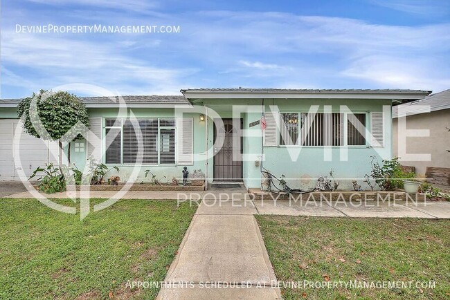 Photo - 1005 W. F. St-