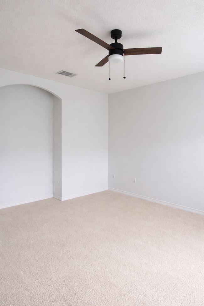 Building Photo - 509 Spartan Dr Unit 5208