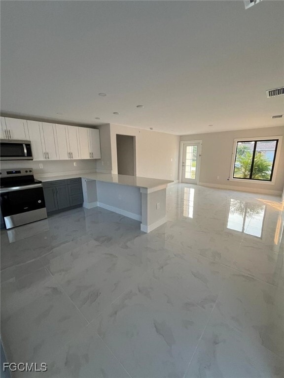 Photo - 241 Narthex Ave S