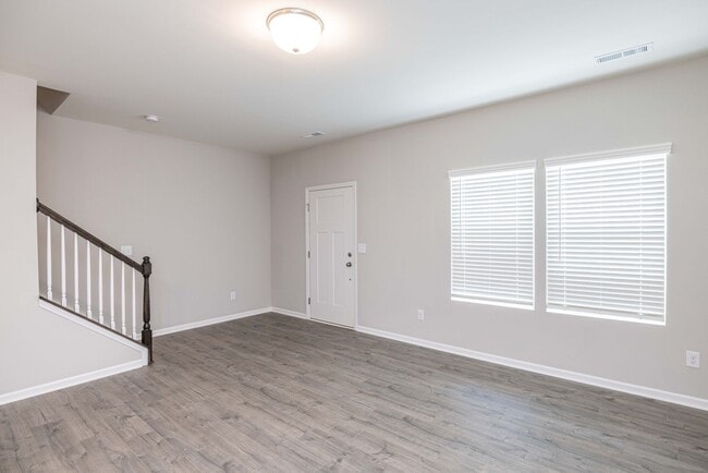 11028 Woodland Crk Wy