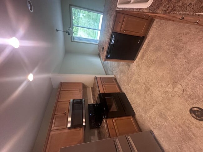2519 Parkfield Dr