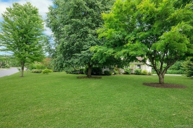 Photo - 29 Old Orchard Rd