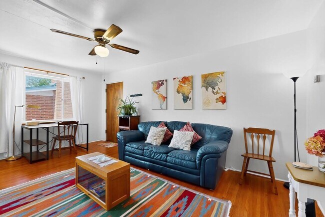 Photo - 735 Jefferson St NE