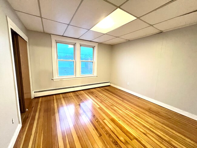 Photo - 36 Ferncliff Ave Unit 2