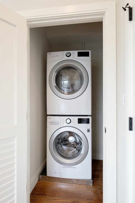 Photo - 2 Everett Sq Unidad 203