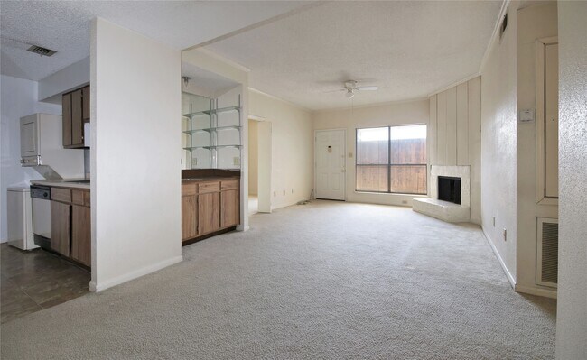Photo - 5711 Sugar Hill Dr Unit 95