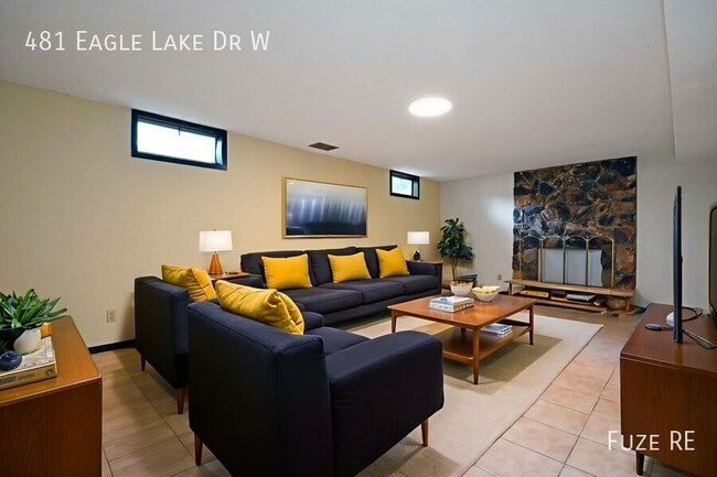 Photo - 481 W Eagle Lake Dr