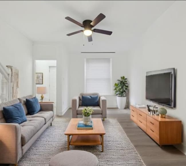 Building Photo - 1933 N Patton St