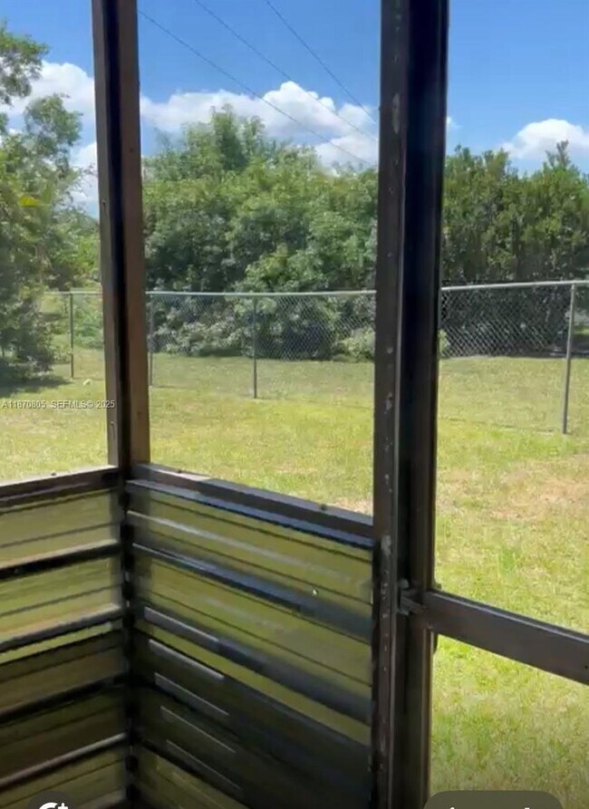 Building Photo - 3490 Foxcroft Rd Unit B102