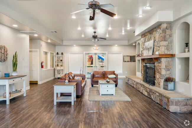 Clubhouse - Sierra Village