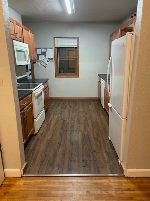 Kitchen - 117 Pacific Ave