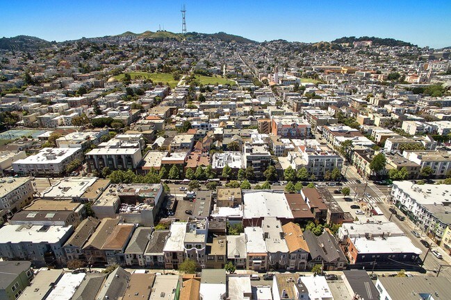 Photo - 141-143 Lexington St