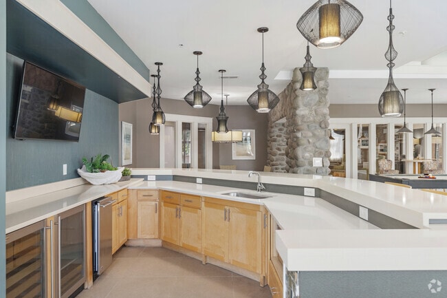 Clubhouse - Promenade Pointe