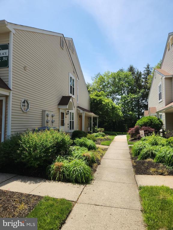 Photo - 392A Delancey Pl Townhome