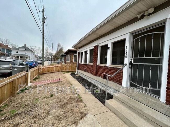 Photo - 1840 W Maryland St