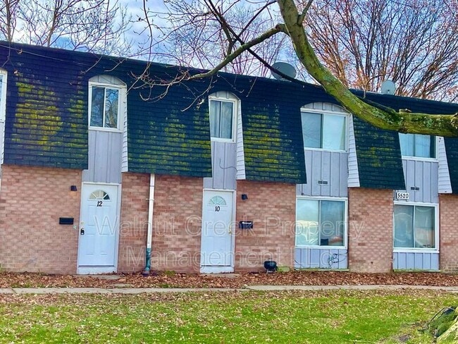 Photo - 5520 Beavercrest Dr Unidad #12